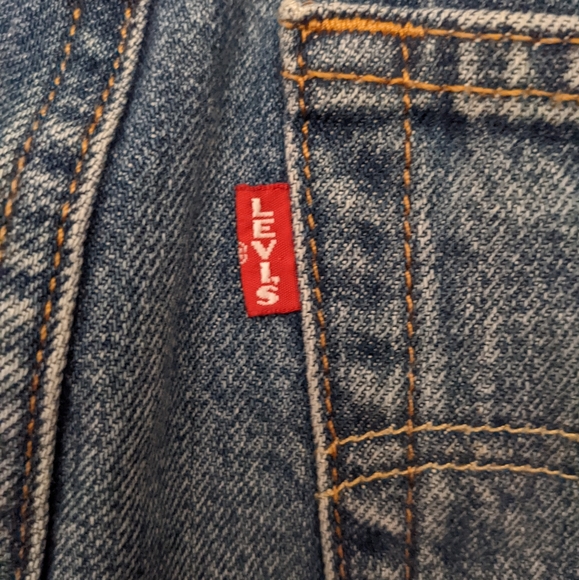 NWOT LEVi's Big E Denim skirt, cut off raw hem, button fly, vintage inspired - Picture 14 of 14